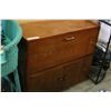Image 1 : VINTAGE BAR UNIT