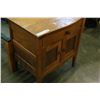 Image 2 : VINTAGE OAK 2-DOOR WASH STAND