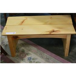 PINE RUSTIC BENCH