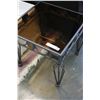 Image 2 : BEVELLED GLASSTOP METAL ENDTABLE