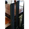Image 2 : FOUR LG FLOOR SPEAKERS