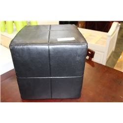 BLACK LEATHER CUBE CUSHION