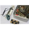 Image 2 : LOT OF VARIOUS JEWELLRY