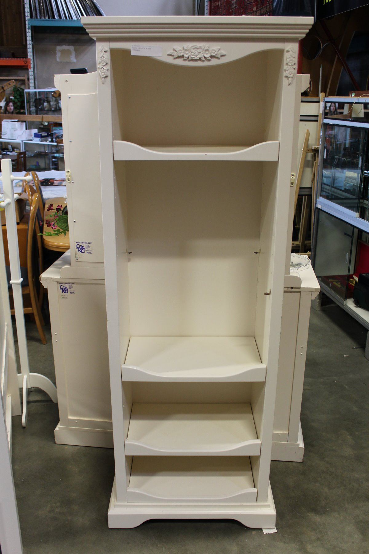 Modern Cafe Kid 6 Foot Bookshelf
