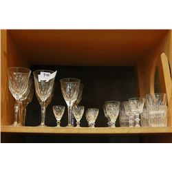 LOT OF CRYSTAL GLASSES