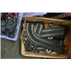 Image 2 : SLOT CARS AND TRACK