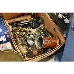 BOX OF BRASS AND METAL ITEMS AND BRASS AND COPPER BUCKETS
