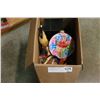 Image 1 : BOX OF MARX TOYS AND COLLECTIBLE TOYS