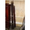 Image 1 : BUNDLE OF DECORATIVE STICKS AND DECORATIVE WOOD PIECE