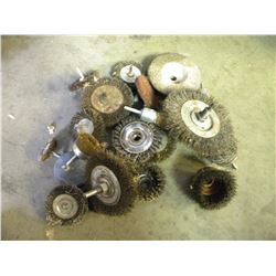 BOX OF MISC GRINDING WHEELS/ETC