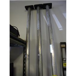 3 LOAD BARS