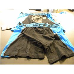 2 PAIR OF PERFORMANCE UNDERWARE SIZE SMALL/MEDIUM