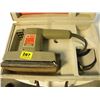 Image 1 : BLACK & DECKER FINISHING ELECTRIC SANDER WITH CASE