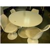 Image 1 : WHITE PEDISTAL TABLE WITH 4 MATCHING CHAIRS
