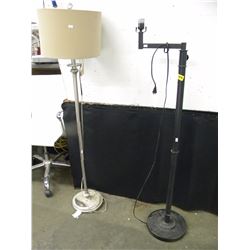 2 VINTAGE STANDING FLOOR LAMPS
