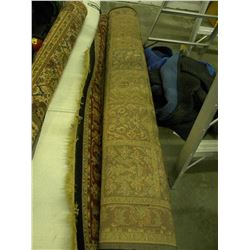 APPROX 9 X 14' WOOL CARPET