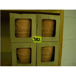 8 MINI FLOWER POTS