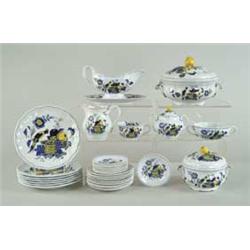 OUTSTANDING LARGE DINNER SERVICE OF COPELAND SPODE “BLUE BIRD”