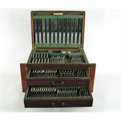 LARGE CASED STERLING SILVER ENGLISH FLATWARE SERVICE