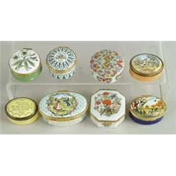 LOT OF EIGHT TRINKET BOXES