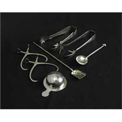 MISCELLANEOUS LOT OF SILVER PLATE