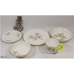 5PC "YORKSHIRE ROSE" ROYAL DOULTON CHINA SET