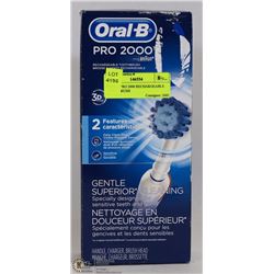 ORAL B PRO 2000 RECHARGEABLE TOOTHBRUSH