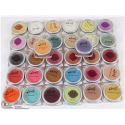 LOT OF 30+ NEW SCENTSY ASSORTED WAXES