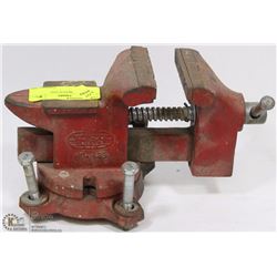 MOUNTABLE BENCH VISE