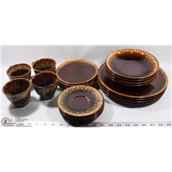 SET OF 4 CUPS AND SAUCERS (USA) AND 12