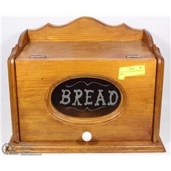 WOODEN DECORATIVE BREAD BOX