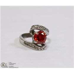 GEMSTONE AND CUBIC STONE RING SIZE 7