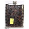 Image 1 : 7 OZ STAINLESS STEEL FLASK WITH LEATHER DESIGN
