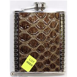 7 OZ STAINLESS STEEL FLASK WITH LEATHER DESIGN