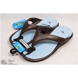 GEKKO SANDALS FITS  LADIES 8-9