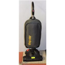 SHOPVAV..UPRIGHT VACUUM