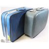 Image 1 : LOT OF 2 VINTAGE BLUE SUITCASES - ONE IS MCBRINE &