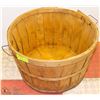 Image 1 : VINTAGE WOODEN BUSHEL BASKET
