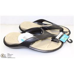 GEKKO SANDALS FITS A MENS 8-9 OR LADIES 10-11