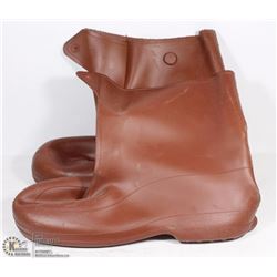 10" NEOPRENE RUBBER WORK BOOT  FITS SIZE 14 - 15