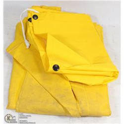 HERCULES RAIN JACKET SIZE SMALL