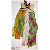 Image 1 : 3-CASCADING COLOR ROSSETTE SCARVES