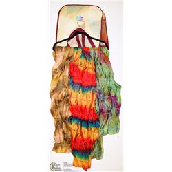 3-CASCADING COLOR ROSSETTE SCARVES