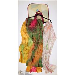 3-CASCADING COLOR ROSSETTE SCARVES