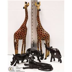 FLAT W/HANDCRAFTED WOOD SAFARI