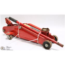 FLOOR JACK