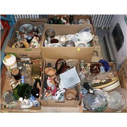 PALLET WITH 5 FLATS OF GLASS