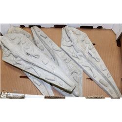 LOT OF 4 CONCRETE ALLIGATORS 17" LONG
