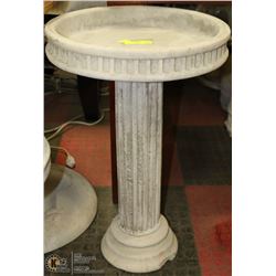 CONCRETE 2 PIECE PILLAR STYLE BIRDBATH 16"X26"
