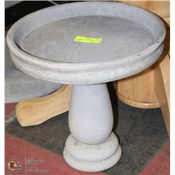 CONCRETE 2 PIECE BIRDBATH  15"X15"